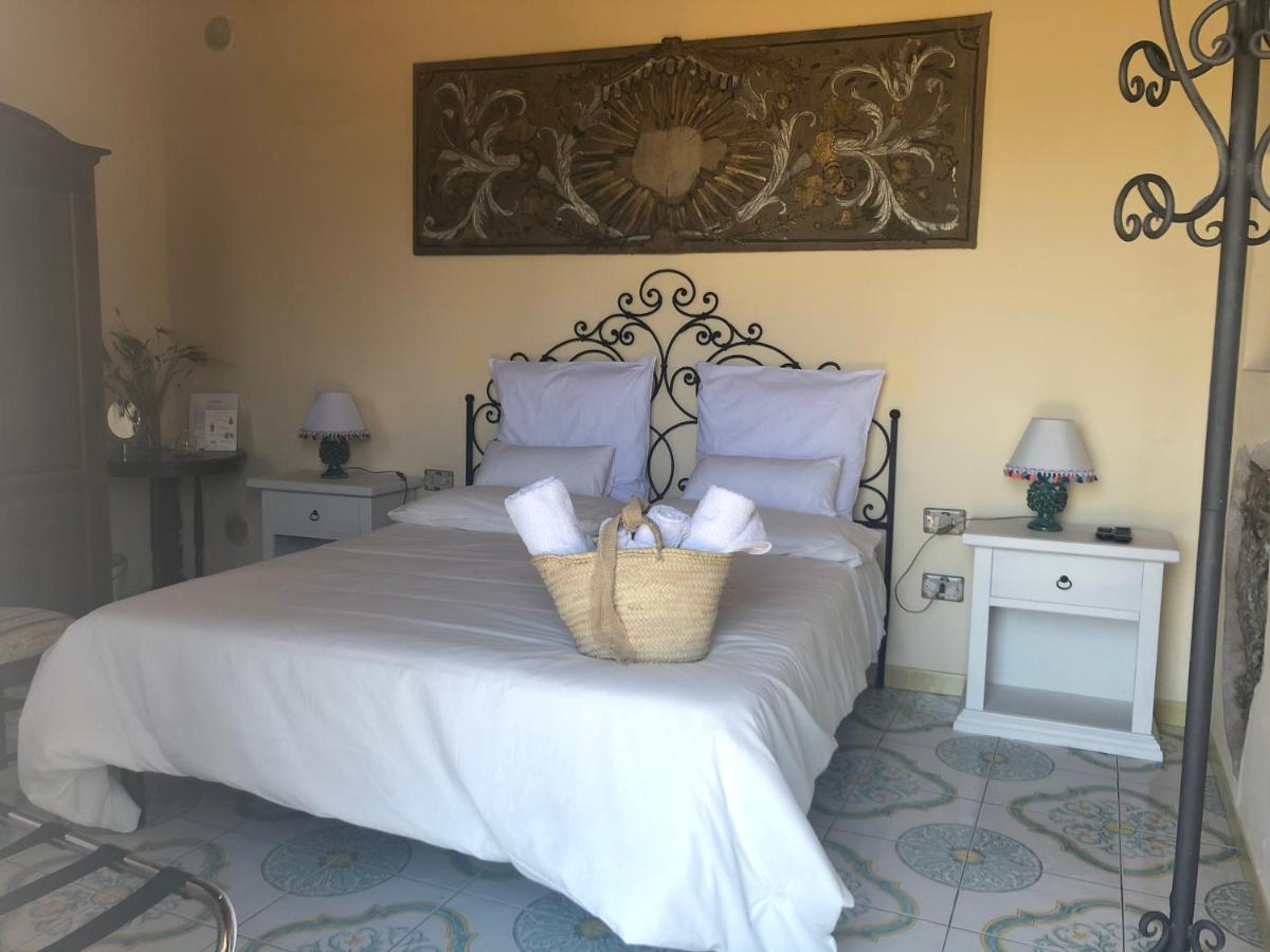 San Noto Antica Residenza Di Caccia Bed and Breakfast Ficarra Εξωτερικό φωτογραφία